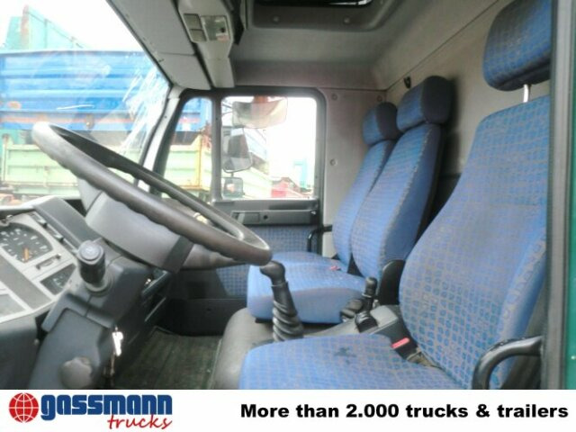 MAN L33 8.180 C 4x2, Unfallfahrzeug mit - Kapalı kasa kamyon: fotoğraf 2 MAN L33 8.180 C 4x2, Unfallfahrzeug mit - Kapalı kasa kamyon: fotoğraf 2