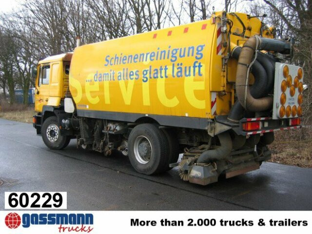 MAN T31 19.314 4x2 - Yol süpürme aracı: fotoğraf 1 MAN T31 19.314 4x2 - Yol süpürme aracı: fotoğraf 1