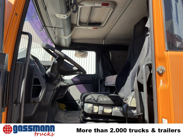 MAN TGA 26.430 6X4 BL - Asfalt döşeme aracı, Asfalt döşeme aracı: fotoğraf 3 MAN TGA 26.430 6X4 BL - Asfalt döşeme aracı, Asfalt döşeme aracı: fotoğraf 3