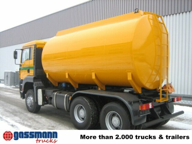 MAN TGA 26.430 6x6 - Tanker kamyon: fotoğraf 3 MAN TGA 26.430 6x6 - Tanker kamyon: fotoğraf 3