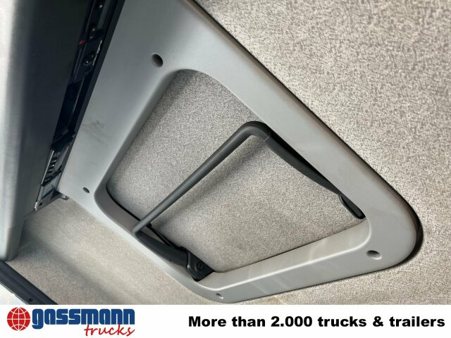 MAN TGL 12.220 4X2 BL mit Motorschaden, - Refrijeratör kamyon: fotoğraf 2 MAN TGL 12.220 4X2 BL mit Motorschaden, - Refrijeratör kamyon: fotoğraf 2