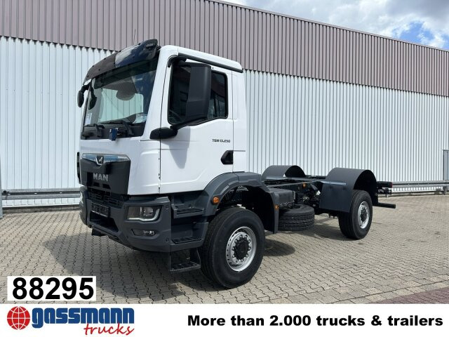 MAN TGM 13.250 4x4 BB CH, Only Export - Şasi kamyon: fotoğraf 1 MAN TGM 13.250 4x4 BB CH, Only Export - Şasi kamyon: fotoğraf 1