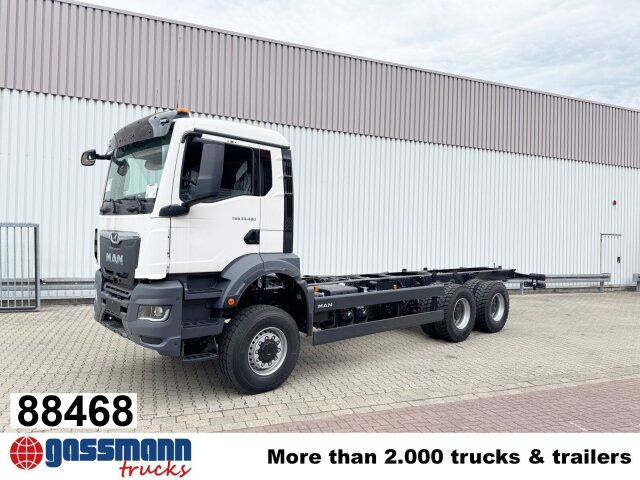 MAN TGS 33.480 6x6 BB CH, Hohe Bauart, Nebenantrieb - Şasi kamyon: fotoğraf 1 MAN TGS 33.480 6x6 BB CH, Hohe Bauart, Nebenantrieb - Şasi kamyon: fotoğraf 1
