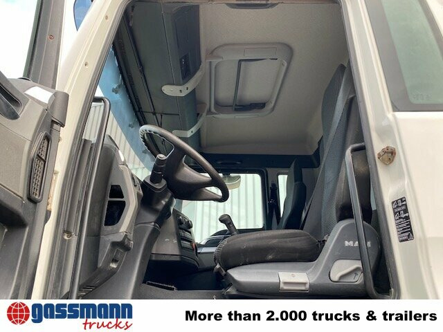 MAN TGS 40.400 6x4 BB mit 20.000l Tank - Tanker kamyon: fotoğraf 4 MAN TGS 40.400 6x4 BB mit 20.000l Tank - Tanker kamyon: fotoğraf 4