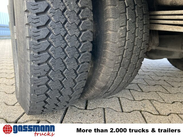 Mercedes-Benz 711 D-KA 4x2, Standklima, 11-Sitze, 2 x on stock - Minibüs, Minivan: fotoğraf 3 Mercedes-Benz 711 D-KA 4x2, Standklima, 11-Sitze, 2 x on stock - Minibüs, Minivan: fotoğraf 3