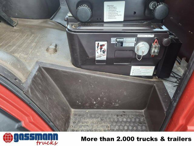 Mercedes-Benz 814 D 4x2 Doka, LF 8/6 - İtfaiye aracı: fotoğraf 4 Mercedes-Benz 814 D 4x2 Doka, LF 8/6 - İtfaiye aracı: fotoğraf 4