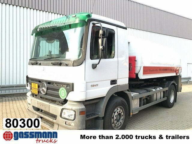 Mercedes-Benz Actros 1841 L 4x2, Esterer Tankaufbau ca. - Tanker kamyon: fotoğraf 1 Mercedes-Benz Actros 1841 L 4x2, Esterer Tankaufbau ca. - Tanker kamyon: fotoğraf 1