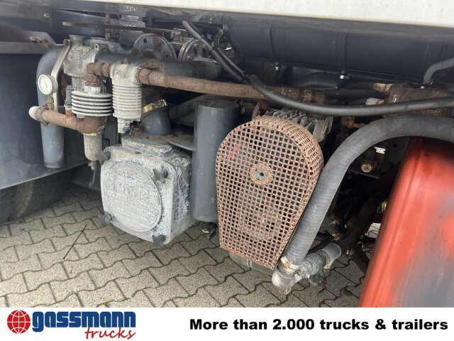 Mercedes-Benz Actros 2541 L 6x2, Lenkachse, Küller Saug- und - Yol süpürme aracı: fotoğraf 2 Mercedes-Benz Actros 2541 L 6x2, Lenkachse, Küller Saug- und - Yol süpürme aracı: fotoğraf 2