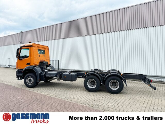 Mercedes-Benz Arocs 2633 6x4, 2x Nebenantrieb - Şasi kamyon: fotoğraf 2 Mercedes-Benz Arocs 2633 6x4, 2x Nebenantrieb - Şasi kamyon: fotoğraf 2