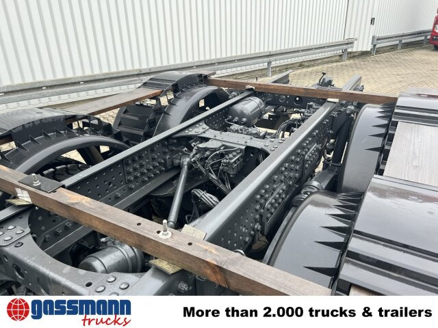 Mercedes-Benz Arocs 3340/46 A 6x6, Grounder - Şasi kamyon: fotoğraf 3 Mercedes-Benz Arocs 3340/46 A 6x6, Grounder - Şasi kamyon: fotoğraf 3