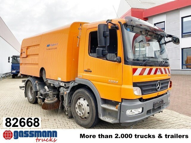 Mercedes-Benz Atego 1324 4x2, Kehrmaschine Explorer 8 - Yol süpürme aracı: fotoğraf 1 Mercedes-Benz Atego 1324 4x2, Kehrmaschine Explorer 8 - Yol süpürme aracı: fotoğraf 1