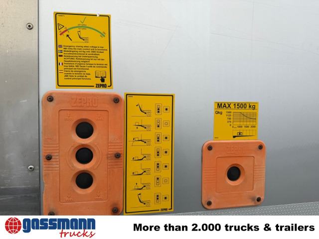 Mercedes-Benz Atego 1330 4x4, Iso-Koffer mit Heizung, LBW - Kapalı kasa kamyon: fotoğraf 5 Mercedes-Benz Atego 1330 4x4, Iso-Koffer mit Heizung, LBW - Kapalı kasa kamyon: fotoğraf 5