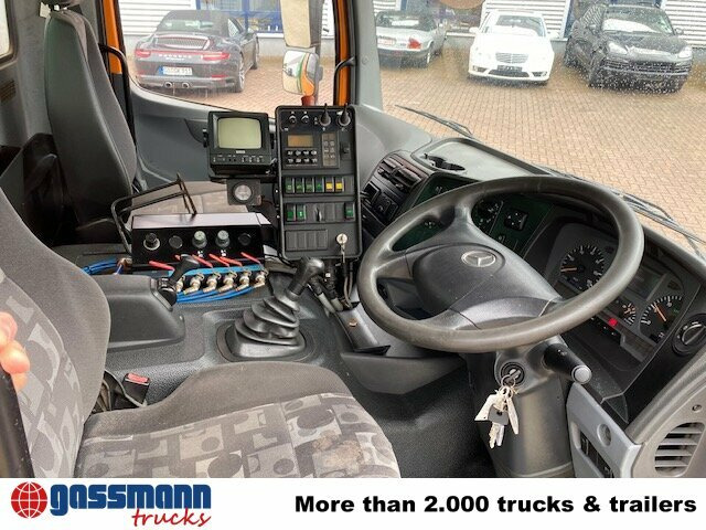 Mercedes-Benz Atego 1524 L 4x2 Kehrmaschine FAUN Viajet - Yol süpürme aracı: fotoğraf 2 Mercedes-Benz Atego 1524 L 4x2 Kehrmaschine FAUN Viajet - Yol süpürme aracı: fotoğraf 2