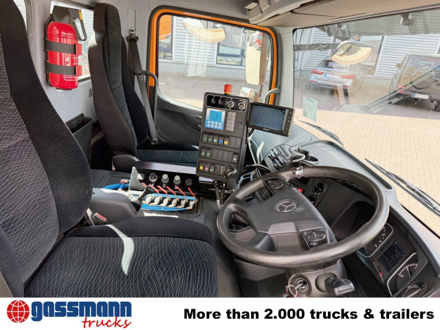 Mercedes-Benz Atego 1524 LKO 4x2, Kehrmaschine FAUN Viajet 6RH - Yol süpürme aracı: fotoğraf 4 Mercedes-Benz Atego 1524 LKO 4x2, Kehrmaschine FAUN Viajet 6RH - Yol süpürme aracı: fotoğraf 4