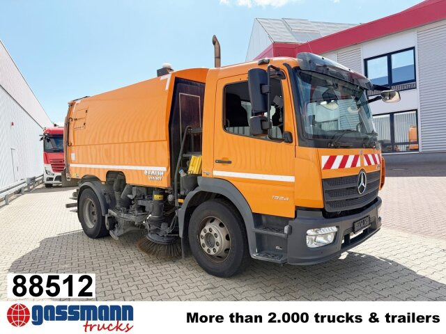 Mercedes-Benz Atego 1524 LKO 4x2, Kehrmaschine FAUN Viajet 6RH - Yol süpürme aracı: fotoğraf 1 Mercedes-Benz Atego 1524 LKO 4x2, Kehrmaschine FAUN Viajet 6RH - Yol süpürme aracı: fotoğraf 1