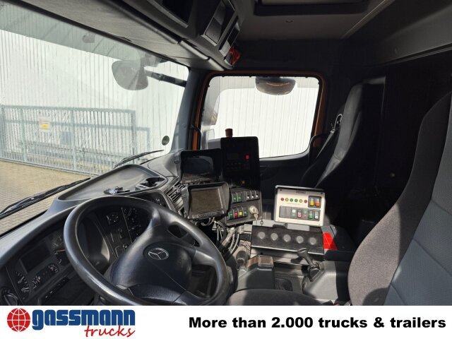 Mercedes-Benz Axor 1829 4x2, Zweiweg Z200, Kehrmaschine Faun - Yol süpürme aracı: fotoğraf 5 Mercedes-Benz Axor 1829 4x2, Zweiweg Z200, Kehrmaschine Faun - Yol süpürme aracı: fotoğraf 5