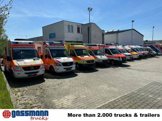 Mercedes-Benz LF 409 4x2 Löschwagen, Benziner! - Ambulans arabası: fotoğraf 3 Mercedes-Benz LF 409 4x2 Löschwagen, Benziner! - Ambulans arabası: fotoğraf 3