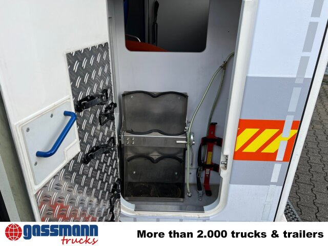 Mercedes-Benz Sprinter 313 CDI 4x2, Rettungswagen - Panelvan: fotoğraf 2 Mercedes-Benz Sprinter 313 CDI 4x2, Rettungswagen - Panelvan: fotoğraf 2