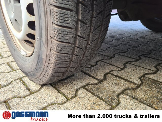 Mercedes-Benz Sprinter 316 KA 4x2, Rettungswagen - Panelvan: fotoğraf 2 Mercedes-Benz Sprinter 316 KA 4x2, Rettungswagen - Panelvan: fotoğraf 2