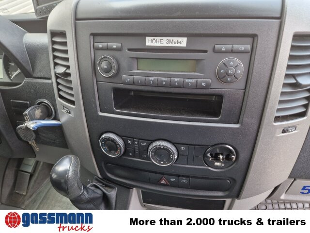 Mercedes-Benz Sprinter 516 CDI 4x2, Rettungswagen - Panelvan: fotoğraf 3 Mercedes-Benz Sprinter 516 CDI 4x2, Rettungswagen - Panelvan: fotoğraf 3