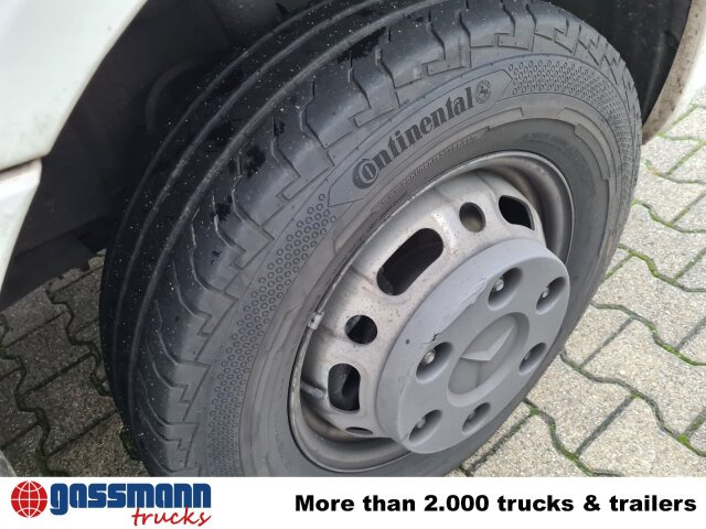 Mercedes-Benz Sprinter 516 CDI 4x2, Rettungswagen - Panelvan: fotoğraf 3 Mercedes-Benz Sprinter 516 CDI 4x2, Rettungswagen - Panelvan: fotoğraf 3