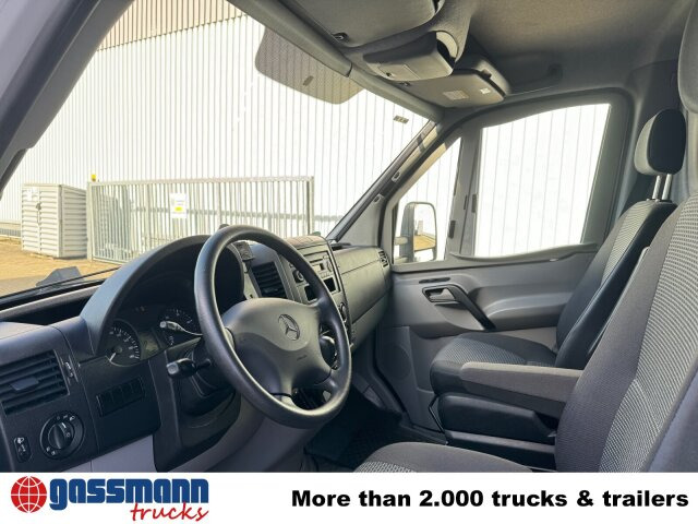 Mercedes-Benz Sprinter 516 CDI 4x2, Übertragungsfahrzeug - Kapalı kasa kamyon: fotoğraf 5 Mercedes-Benz Sprinter 516 CDI 4x2, Übertragungsfahrzeug - Kapalı kasa kamyon: fotoğraf 5
