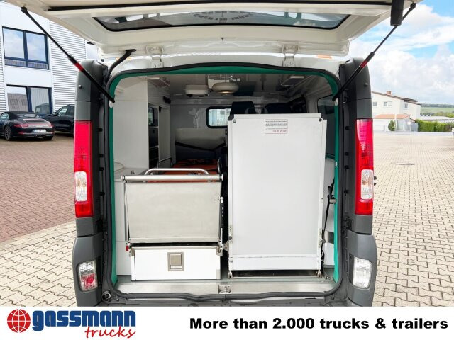 Renault Trafik 2.0 dCi115 4x2, Krankentransporter - Ambulans arabası: fotoğraf 2 Renault Trafik 2.0 dCi115 4x2, Krankentransporter - Ambulans arabası: fotoğraf 2