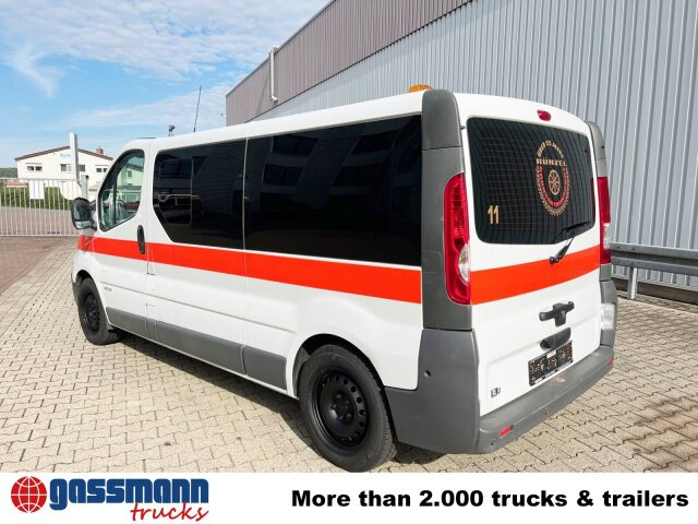 Renault Trafik 2.0 dCi115 4x2, Krankentransporter - Ambulans arabası: fotoğraf 3 Renault Trafik 2.0 dCi115 4x2, Krankentransporter - Ambulans arabası: fotoğraf 3