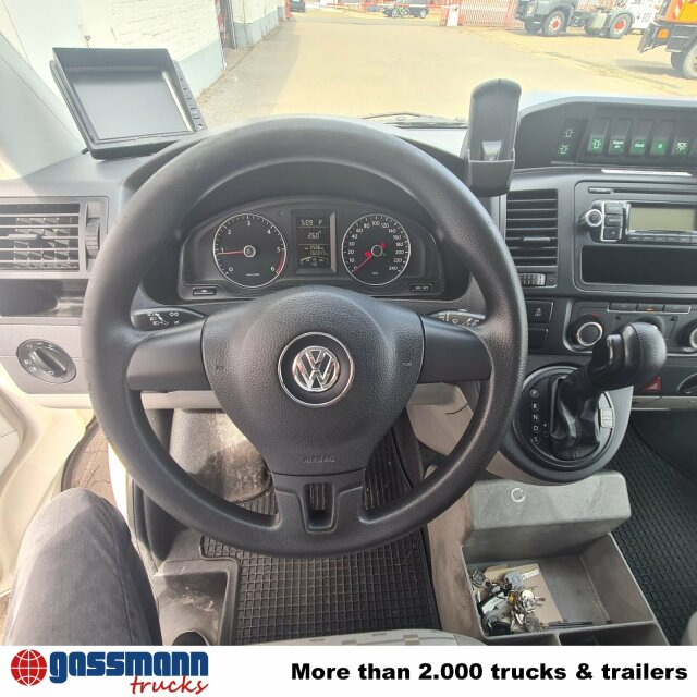 Volkswagen T5 2.0 TDI, Krankenwagen - Ambulans arabası: fotoğraf 4 Volkswagen T5 2.0 TDI, Krankenwagen - Ambulans arabası: fotoğraf 4