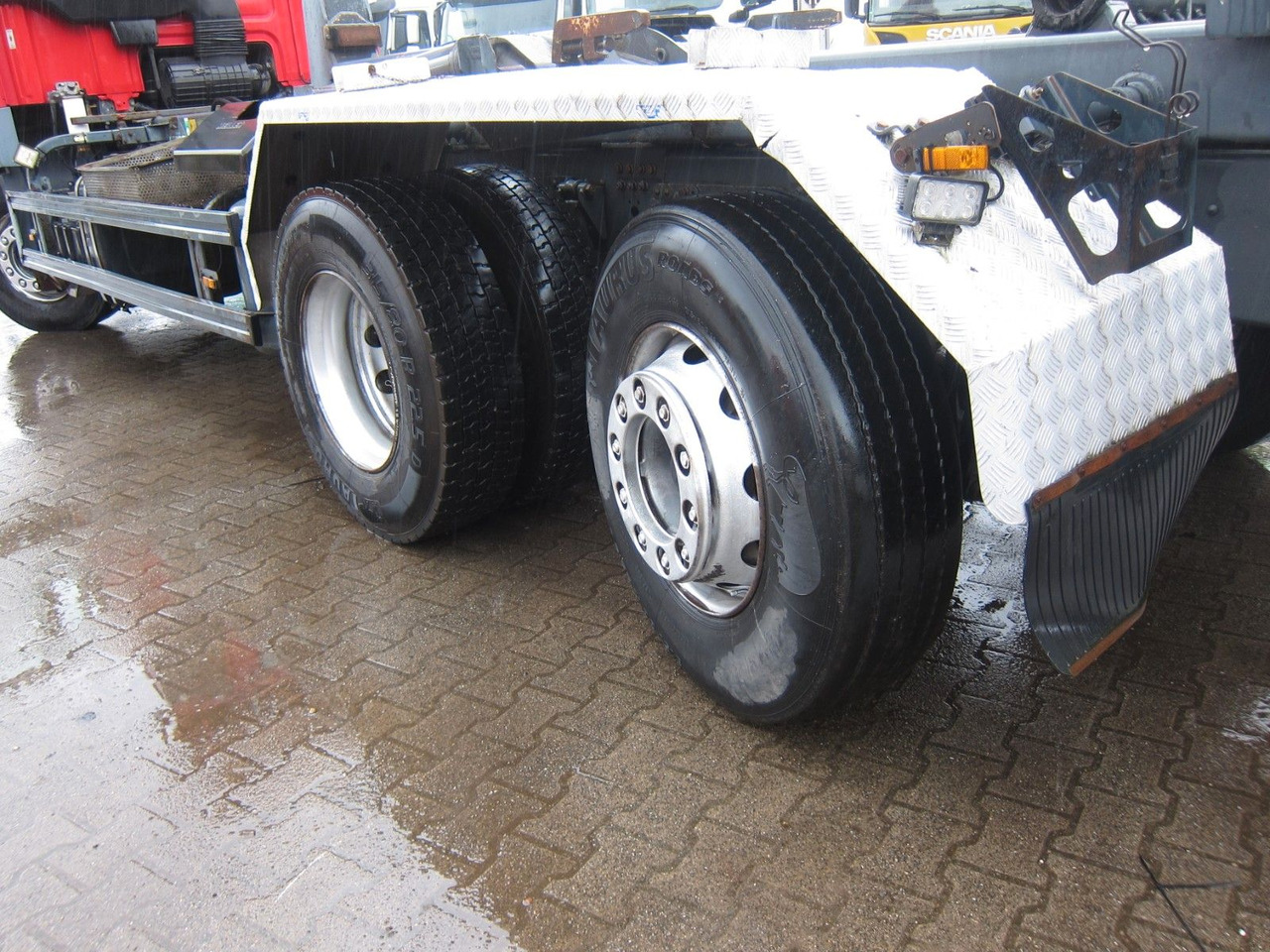 DAF CF 85 410 6X2*4 Meiller Haken Manual Retarder - Kancalı yükleyici kamyon: fotoğraf 5 DAF CF 85 410 6X2*4 Meiller Haken Manual Retarder - Kancalı yükleyici kamyon: fotoğraf 5