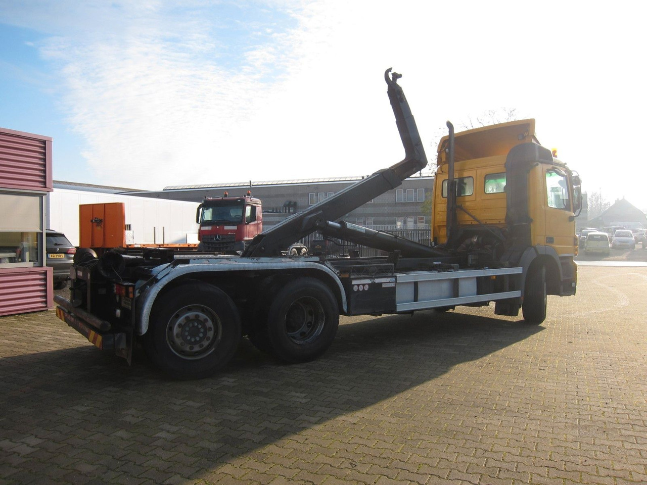 Mercedes-Benz Actros 2536 L 6X2*4 Hiab Multilift 470tkm - Kancalı yükleyici kamyon: fotoğraf 4 Mercedes-Benz Actros 2536 L 6X2*4 Hiab Multilift 470tkm - Kancalı yükleyici kamyon: fotoğraf 4