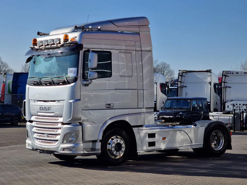 DAF XF 440 SpaceCab 4x2 - Full spoiler - Alloy wheels - Air horn - Light bar - Çekici: fotoğraf 3 DAF XF 440 SpaceCab 4x2 - Full spoiler - Alloy wheels - Air horn - Light bar - Çekici: fotoğraf 3