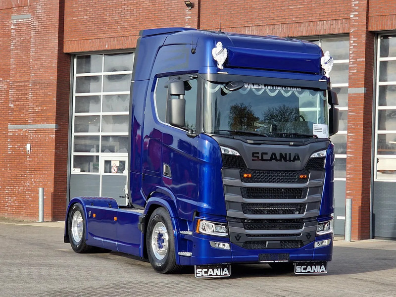 Scania 660S V8 NGS Highline 4x2 - Full spec - Retarder - Night Clima - Leather - Led - Full air - New Dashboard - Çekici: fotoğraf 1 Scania 660S V8 NGS Highline 4x2 - Full spec - Retarder - Night Clima - Leather - Led - Full air - New Dashboard - Çekici: fotoğraf 1