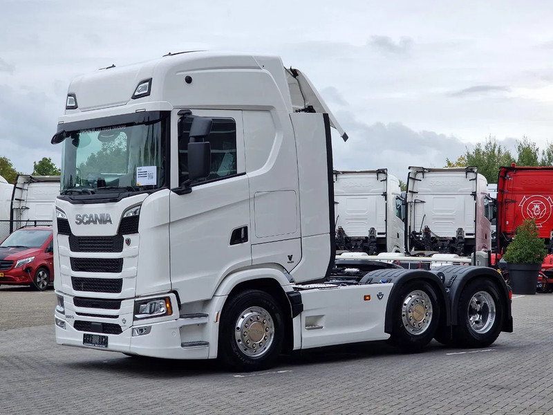 Scania 660S V8 NGS Highline 6x2/4 - New - Full spec - Retarder - Night clima - Leather - Led - Alcoa - Çekici: fotoğraf 3 Scania 660S V8 NGS Highline 6x2/4 - New - Full spec - Retarder - Night clima - Leather - Led - Alcoa - Çekici: fotoğraf 3