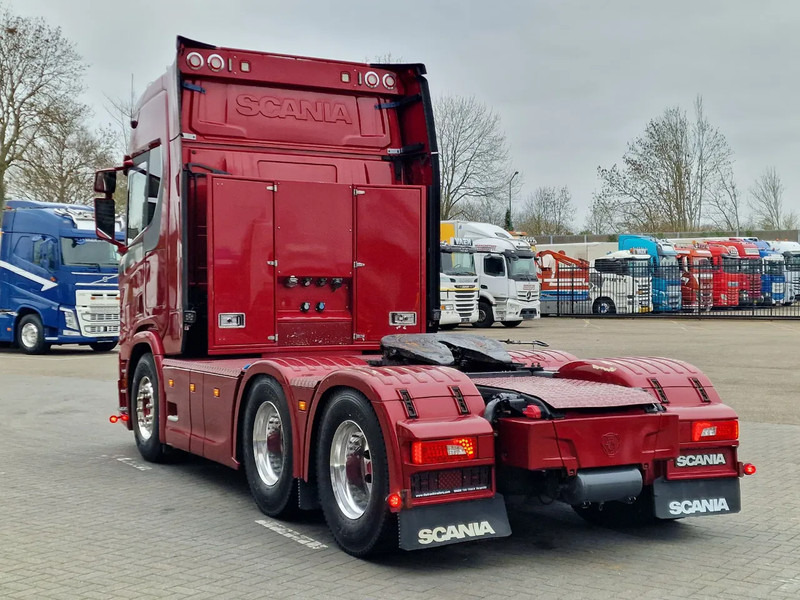 Scania R650 V8 NGS 6x4 Highline - PTO/Hydraulic - Retarder - Custom interior - Full air - Show truck - Çekici: fotoğraf 5 Scania R650 V8 NGS 6x4 Highline - PTO/Hydraulic - Retarder - Custom interior - Full air - Show truck - Çekici: fotoğraf 5