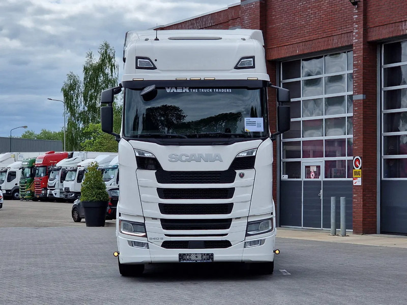 Scania S540 NGS Highline 6x4 - Retarder - Full air - Leather - Led - Fridge - TV - Çekici: fotoğraf 2 Scania S540 NGS Highline 6x4 - Retarder - Full air - Leather - Led - Fridge - TV - Çekici: fotoğraf 2