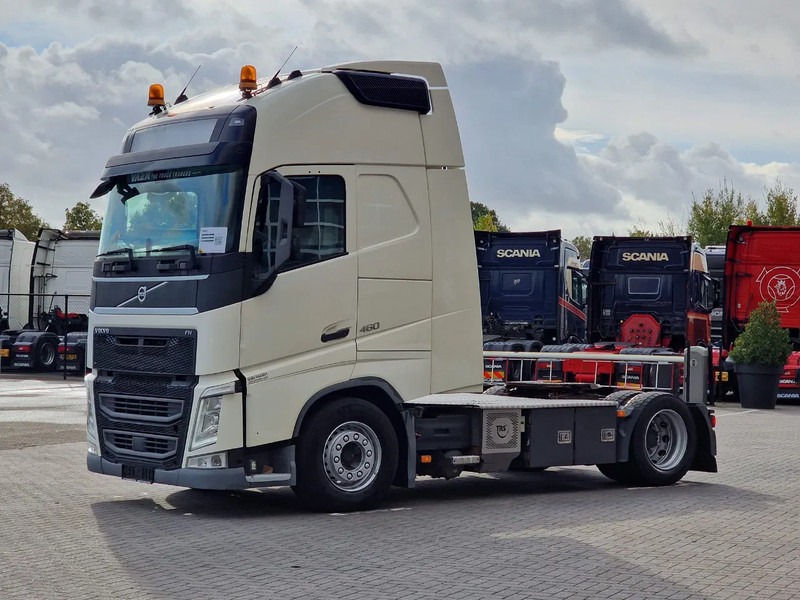 Volvo FH 13.460 Globetrotter XL - PTO/Hydraulic - I parkcool - Full air - TV - Fridge - Çekici: fotoğraf 3 Volvo FH 13.460 Globetrotter XL - PTO/Hydraulic - I parkcool - Full air - TV - Fridge - Çekici: fotoğraf 3