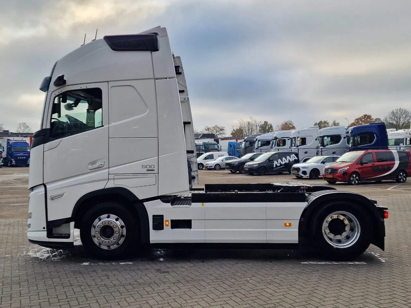Volvo FH 13.500 Aero Globetrotter XL 4x2 - I Save - Retarder - I parkcool - 2x tank - Mirror cams - Çekici: fotoğraf 4 Volvo FH 13.500 Aero Globetrotter XL 4x2 - I Save - Retarder - I parkcool - 2x tank - Mirror cams - Çekici: fotoğraf 4