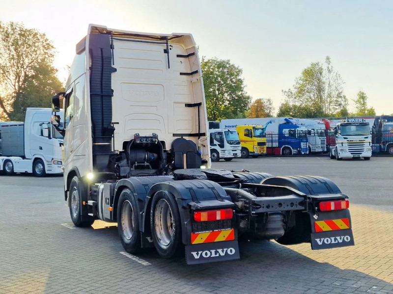 Volvo FH 13.500 Globetrotter XL 6x2 - Full air - 3.20 WB - MA VIN - Low KM - Leather - Çekici: fotoğraf 5 Volvo FH 13.500 Globetrotter XL 6x2 - Full air - 3.20 WB - MA VIN - Low KM - Leather - Çekici: fotoğraf 5