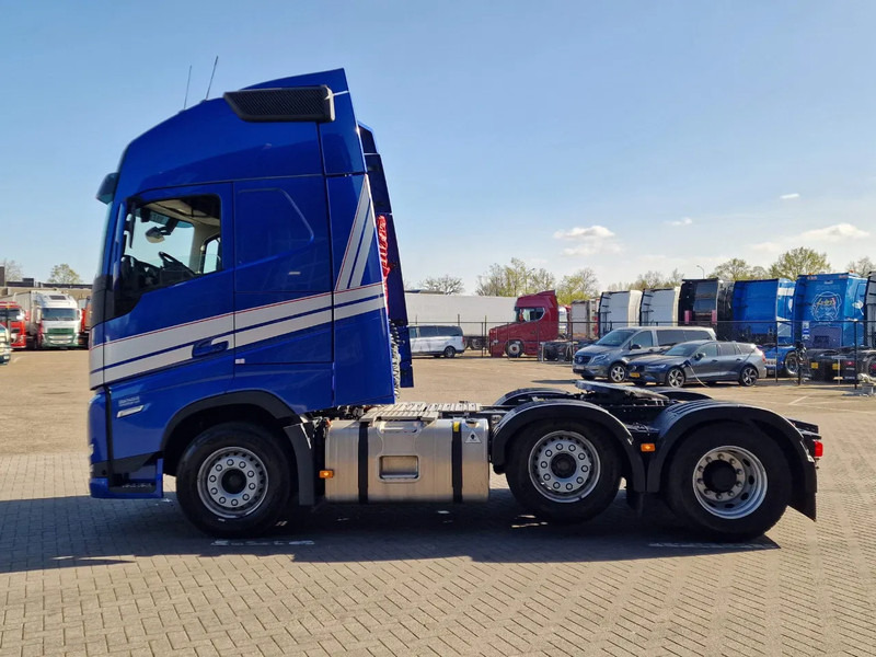 Volvo FH 13.500 Globetrotter XL 6x2 - I Save - I parkcool - Navi - Leather - Çekici: fotoğraf 4 Volvo FH 13.500 Globetrotter XL 6x2 - I Save - I parkcool - Navi - Leather - Çekici: fotoğraf 4