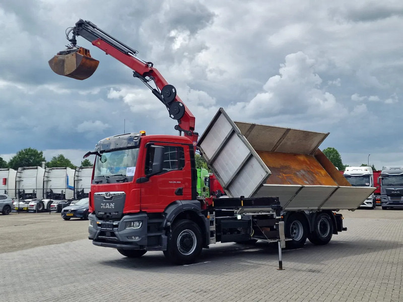 MAN TGS 26.360 6x4 Hydrodrive / Crane HMF1920K-RCS / 3 way tipper HMF / Low KM 110.700! - Vinçli kamyon: fotoğraf 3 MAN TGS 26.360 6x4 Hydrodrive / Crane HMF1920K-RCS / 3 way tipper HMF / Low KM 110.700! - Vinçli kamyon: fotoğraf 3