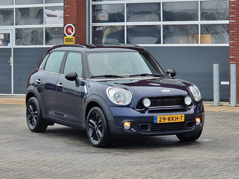 MINI Countryman Cooper S - Leather - 135 kw - Hatchback: fotoğraf 1 MINI Countryman Cooper S - Leather - 135 kw - Hatchback: fotoğraf 1