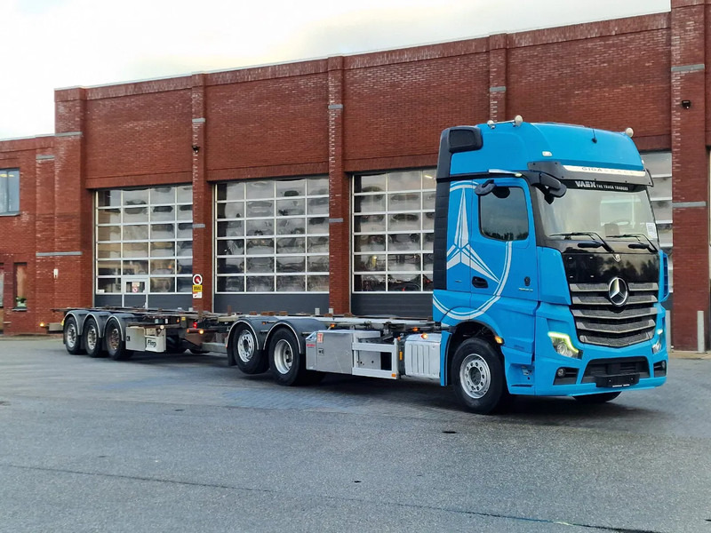 Mercedes-Benz Actros 2553 6x2 - BDF - Retarder - 4.90 WB - Full air + Fliegl trailer 2017 - Konteynır taşıyıcı/ Yedek karoser kamyon: fotoğraf 1 Mercedes-Benz Actros 2553 6x2 - BDF - Retarder - 4.90 WB - Full air + Fliegl trailer 2017 - Konteynır taşıyıcı/ Yedek karoser kamyon: fotoğraf 1