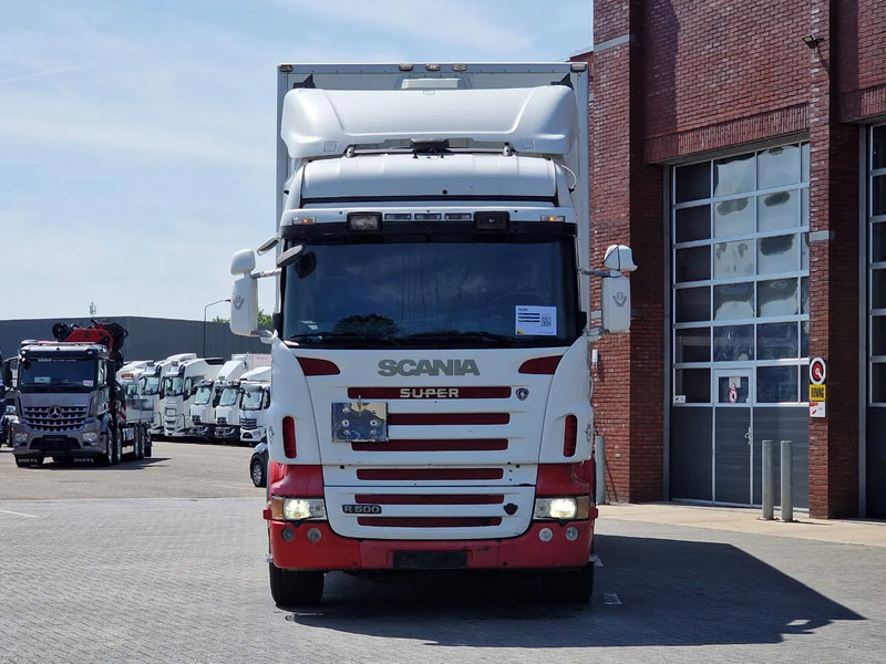 Scania R500 V8 Highline 6x2*4 - Box with side doors - Loadlift - Manual gearbox with retarder - Full air - Steering axle - Kapalı kasa kamyon: fotoğraf 2 Scania R500 V8 Highline 6x2*4 - Box with side doors - Loadlift - Manual gearbox with retarder - Full air - Steering axle - Kapalı kasa kamyon: fotoğraf 2