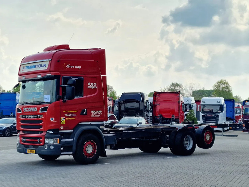 Scania R730 Topline 6x2*4 - Retarder - King of the Road - Night clima - Steering axle - Leather - Şasi kamyon: fotoğraf 3 Scania R730 Topline 6x2*4 - Retarder - King of the Road - Night clima - Steering axle - Leather - Şasi kamyon: fotoğraf 3