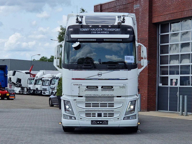 Volvo FH 13.500 Globetrotter XL 6x2 - BDF - Retarder - I parkcool - Full air - 4.90 WB - Konteynır taşıyıcı/ Yedek karoser kamyon: fotoğraf 2 Volvo FH 13.500 Globetrotter XL 6x2 - BDF - Retarder - I parkcool - Full air - 4.90 WB - Konteynır taşıyıcı/ Yedek karoser kamyon: fotoğraf 2