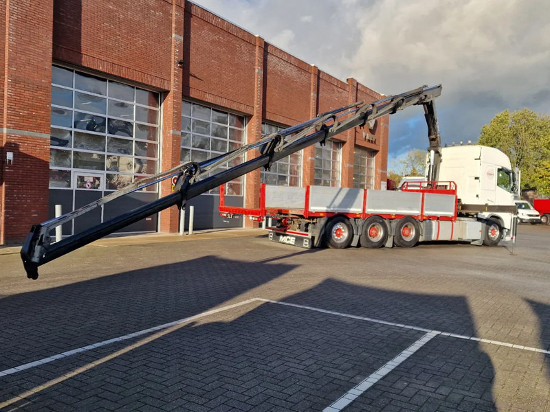 Volvo FH 13.540 8x4*4 - HMF2620 K6 Crane 2017 with remote - Retarder - HUB reduction - Vinçli kamyon: fotoğraf 5 Volvo FH 13.540 8x4*4 - HMF2620 K6 Crane 2017 with remote - Retarder - HUB reduction - Vinçli kamyon: fotoğraf 5