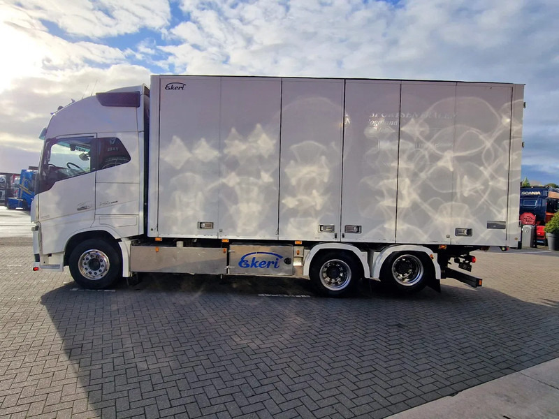 Volvo FH 16.750 Globetrotter XL 6x2 - Ekeri box with sidedoors - Retarder - 4.60 WB - Full air - Kapalı kasa kamyon: fotoğraf 5 Volvo FH 16.750 Globetrotter XL 6x2 - Ekeri box with sidedoors - Retarder - 4.60 WB - Full air - Kapalı kasa kamyon: fotoğraf 5