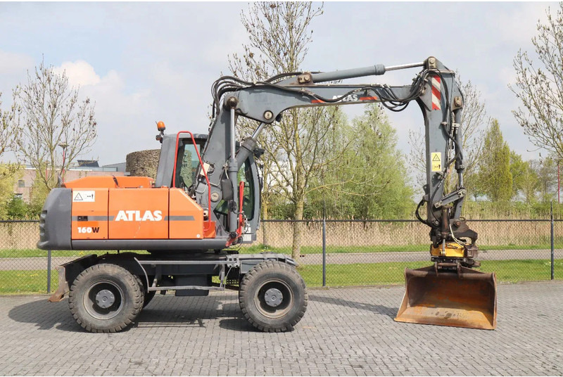 Atlas 160W | ROTOTILT | GRIPPER | BUCKET | DOZER BLADE - Tekerlekli ekskavatör: fotoğraf 4 Atlas 160W | ROTOTILT | GRIPPER | BUCKET | DOZER BLADE - Tekerlekli ekskavatör: fotoğraf 4