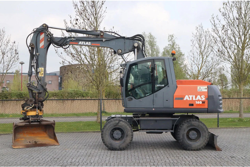 Atlas 160W | ROTOTILT | GRIPPER | BUCKET | DOZER BLADE - Tekerlekli ekskavatör: fotoğraf 1 Atlas 160W | ROTOTILT | GRIPPER | BUCKET | DOZER BLADE - Tekerlekli ekskavatör: fotoğraf 1